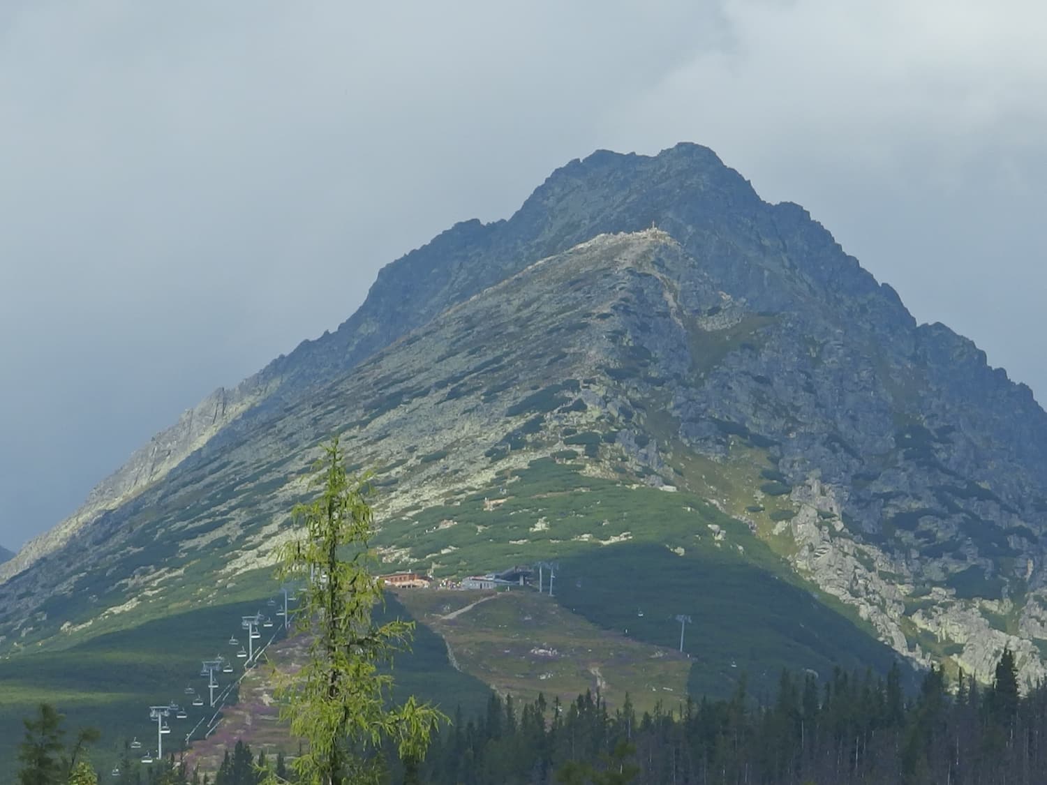 The pyramid of Predné Solisko above the chairlift and ski slope at Štrbské Pleso
